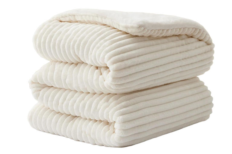 This comforter set worked like a charm warming up a chilly bedroom in a ...