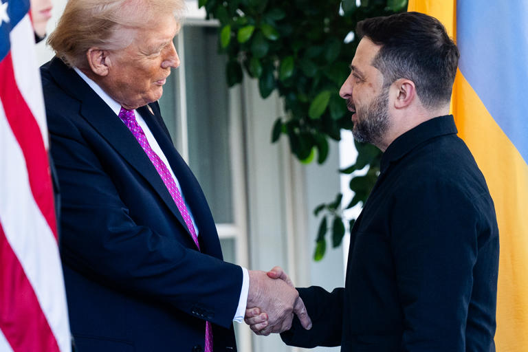 Zelensky se reunirá con Trump mientras Rusia sigue atacando a Ucrania