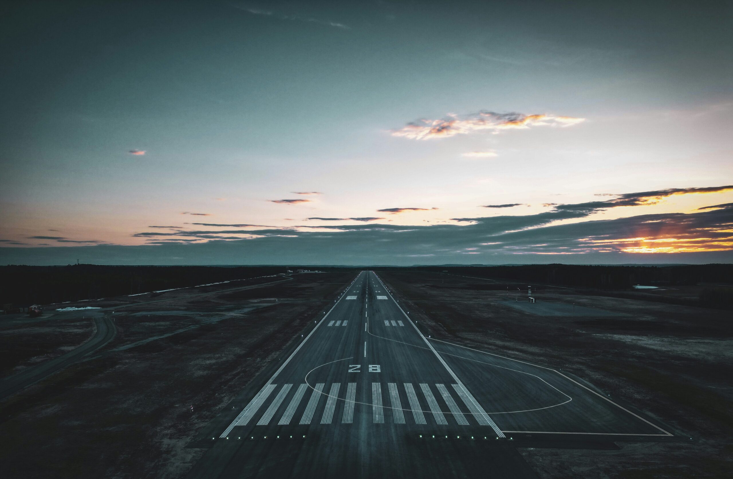 Airports With the Most Unusual Runway Crossings
