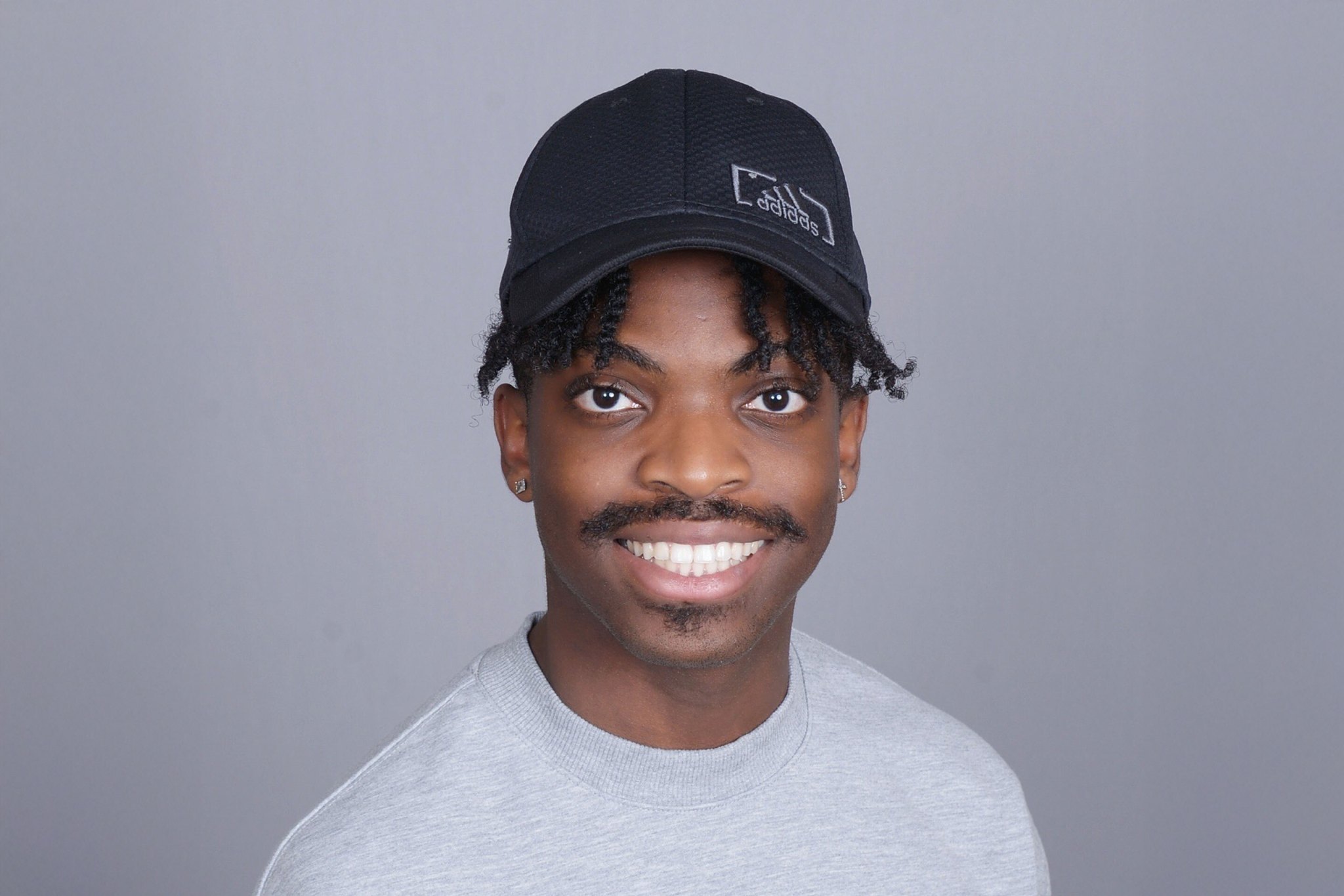 This Gen Zer built a software company in his bedroom that’s about to ...