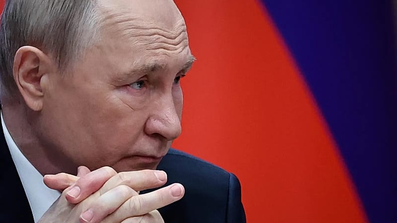 Putin exige que Kiev se retire do Leste da Ucrânia - e "promete" não atacar a Europa