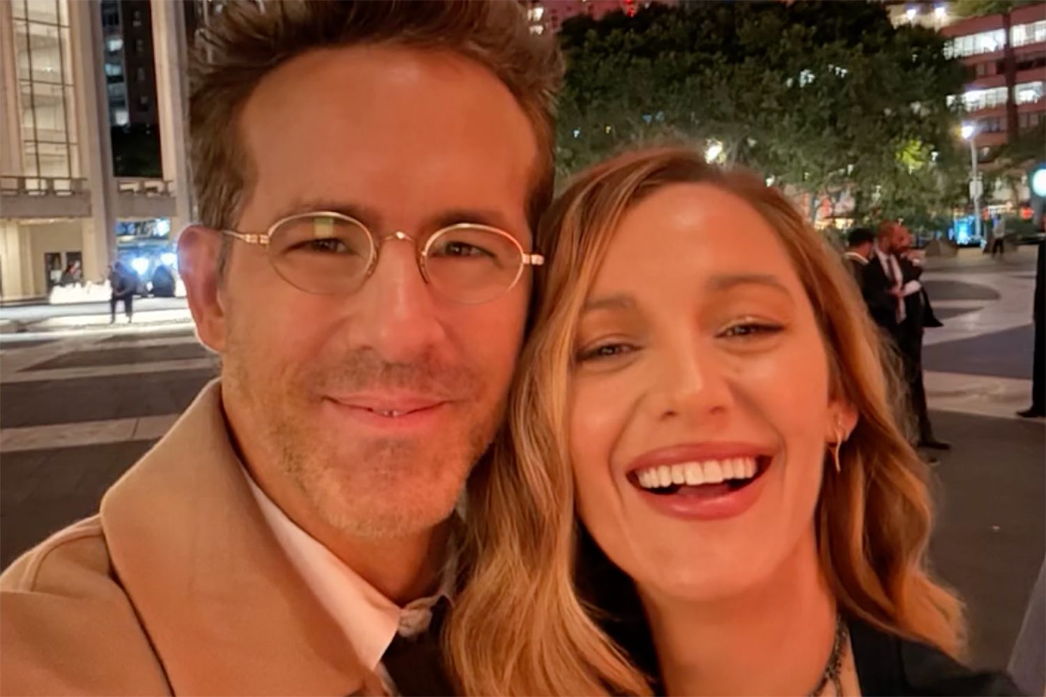 Blake Lively Shares PreThanksgiving Date Night Selfie with Ryan