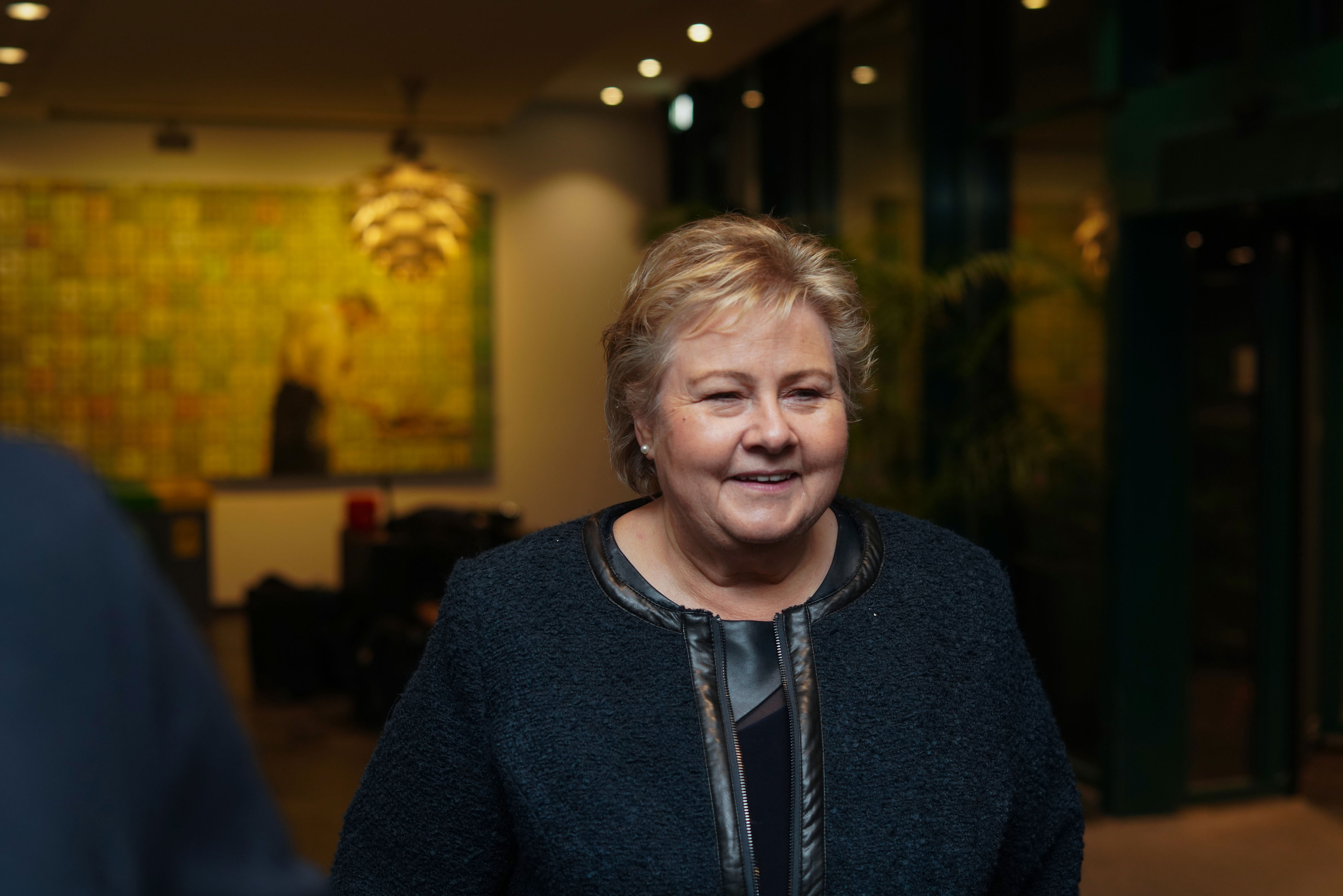 Høyre-leder Erna Solberg har vært med på utallige Debatten-sendinger. Også i kveld fikk hun inn noen argumenter for Høyres skattepolitikk. Foto: Thomas Fure / NTB