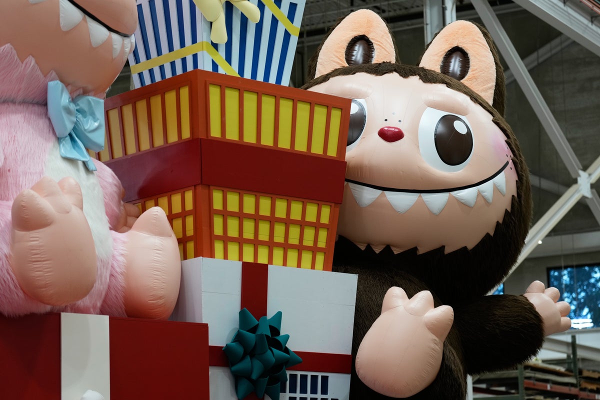 Macy’s Thanksgiving Parade viewers divided over Labubu float