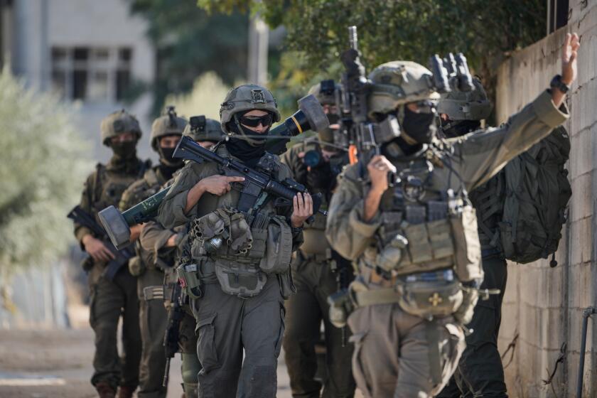 Israeli soldiers appear to kill Palestinians in West Bank after they ...