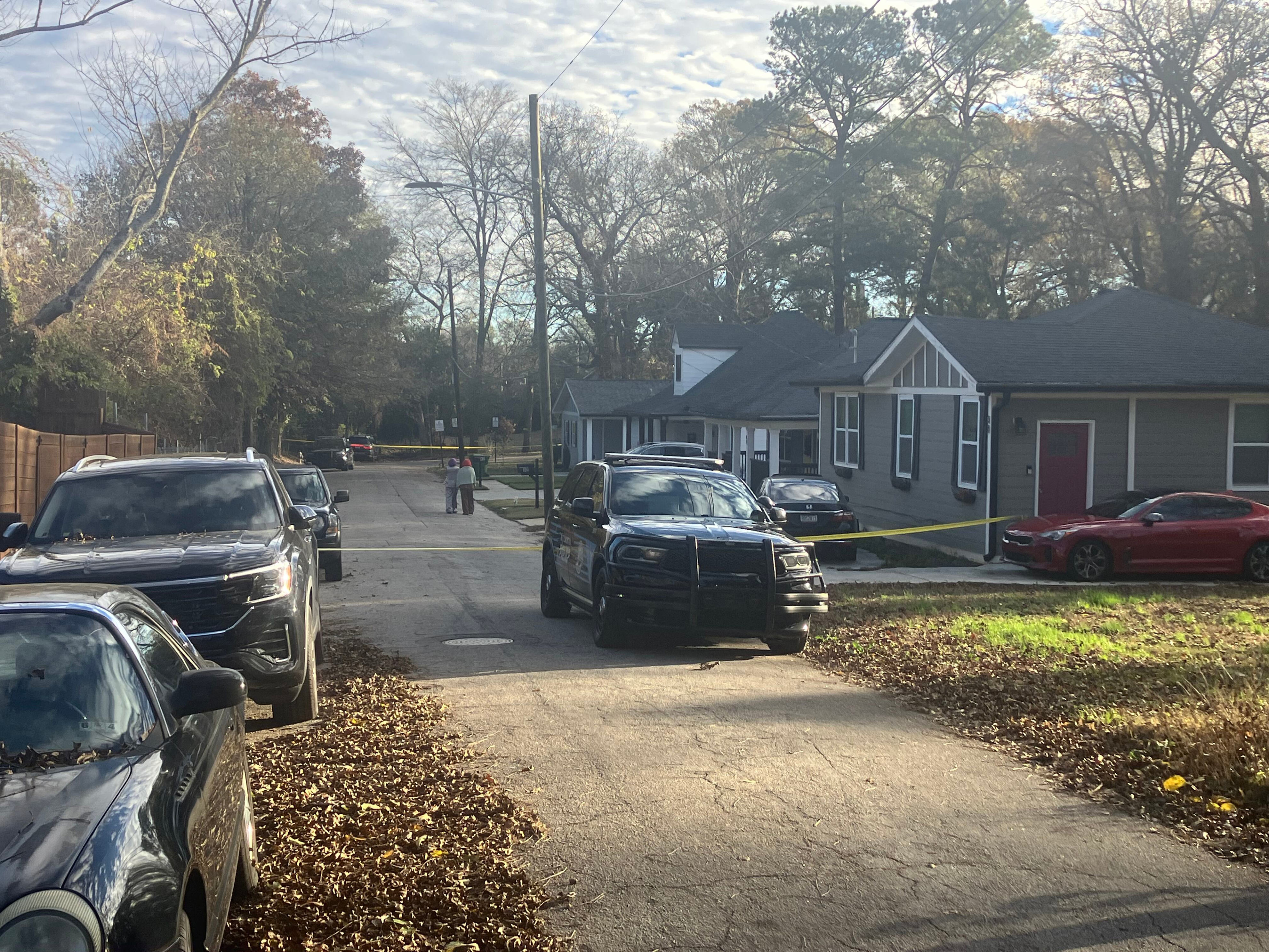 Woman injured after shots fired into southeast Atlanta home
