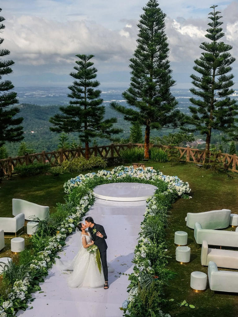 loisa's wedding dress designer MSN