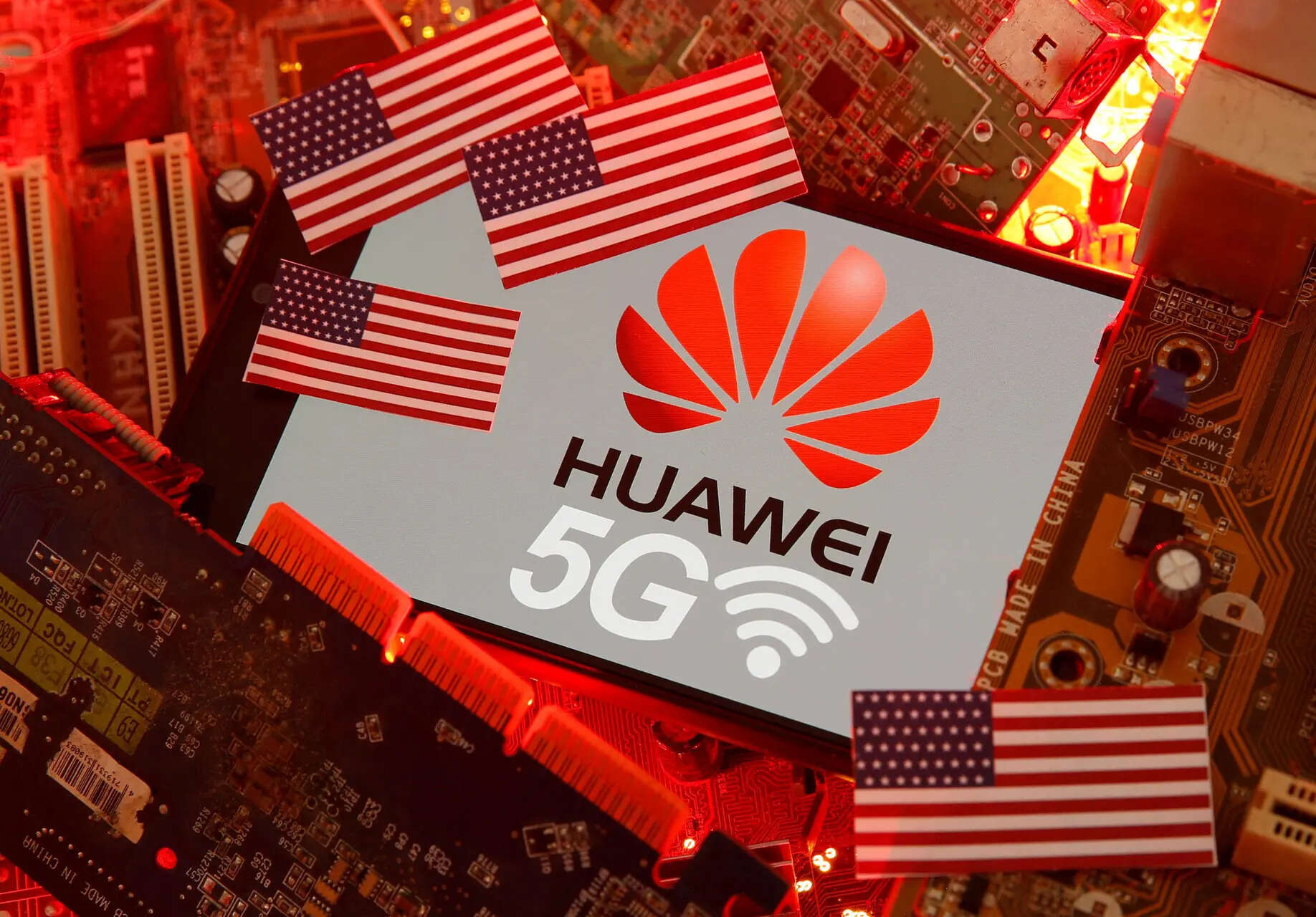 Huawei, ZTE seal 5G deals in Vietnam after US tariffs, as ties with ...