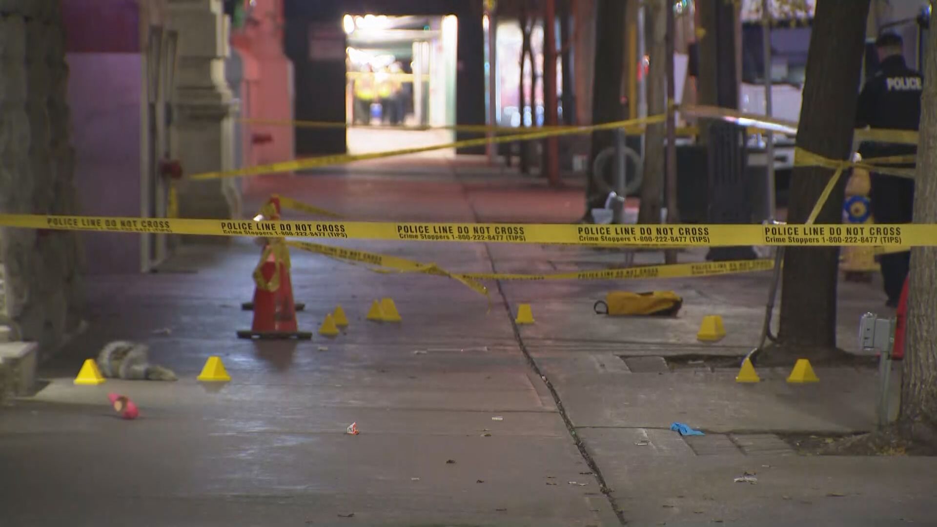 18-year-old man fatally shot in downtown gunfight