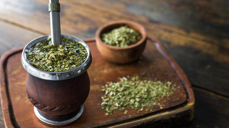The Caffeine Content Of 9 Types Of Tea, From Lowest To Highest
