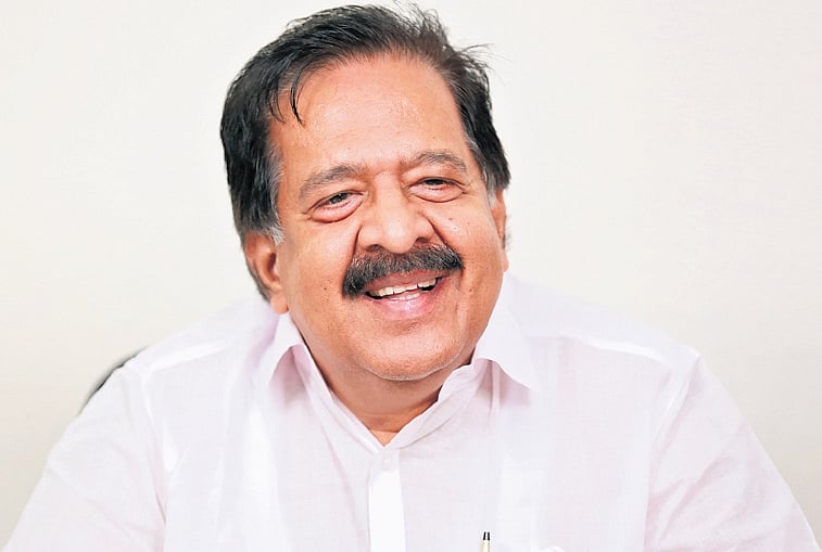 Congress had received complaints against Rahul, admits Chennithala