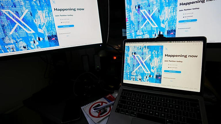 Social media algorithms can alter political views, browser extension ...