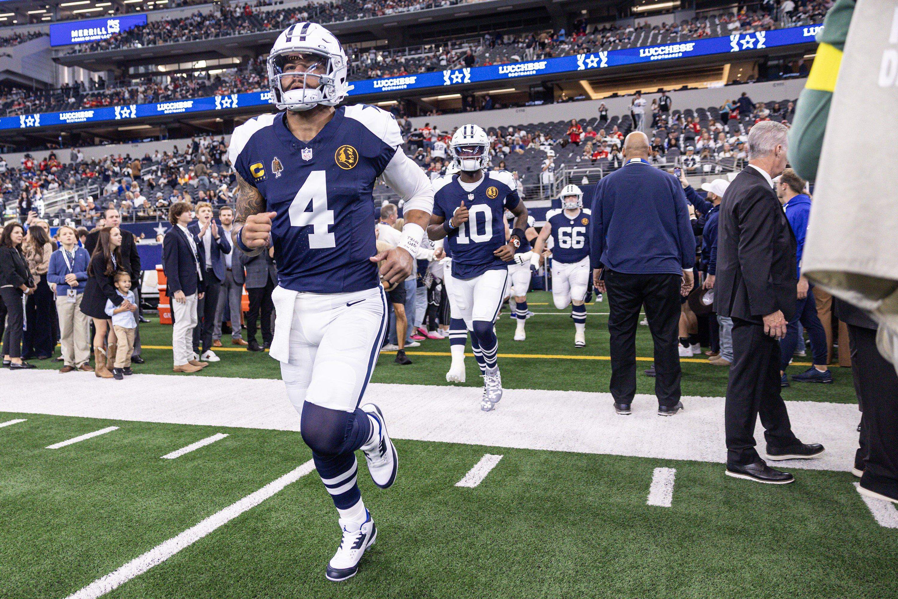 Dallas Cowboys QB Dak Prescott praises CeeDee Lamb, Malik Davis' big TD ...