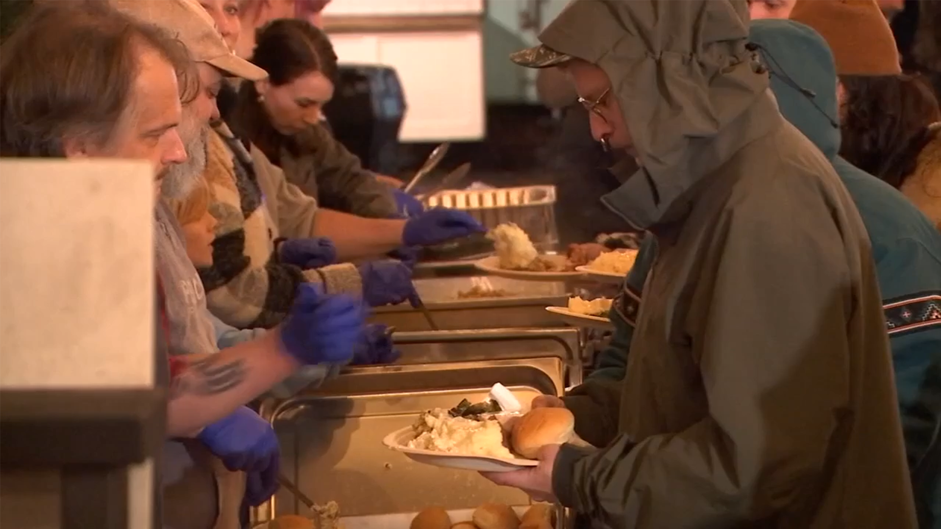 ‘It’s an opportunity:’ Portland brewery, pub feed community on Thanksgiving