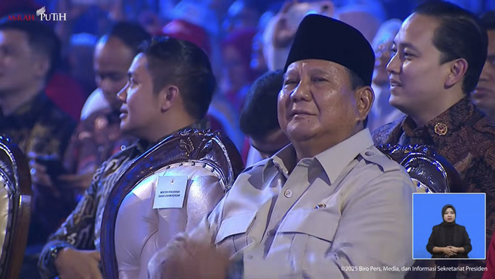 Presiden Prabowo Subianto saat menghadiri puncak Hari Guru Nasional 2025 di Indonesia Arena, Senayan, Jakarta Pusat, Jumat (28/11/2025). Foto: YouTube/ Sekretariat Presiden