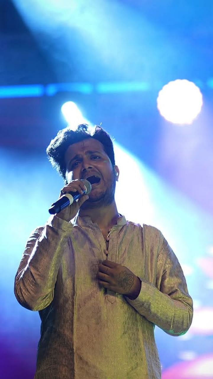 रोहित राऊत झाला भारताचा पहिला पॉपस्टार; किती लाख रुपये मिळाले?