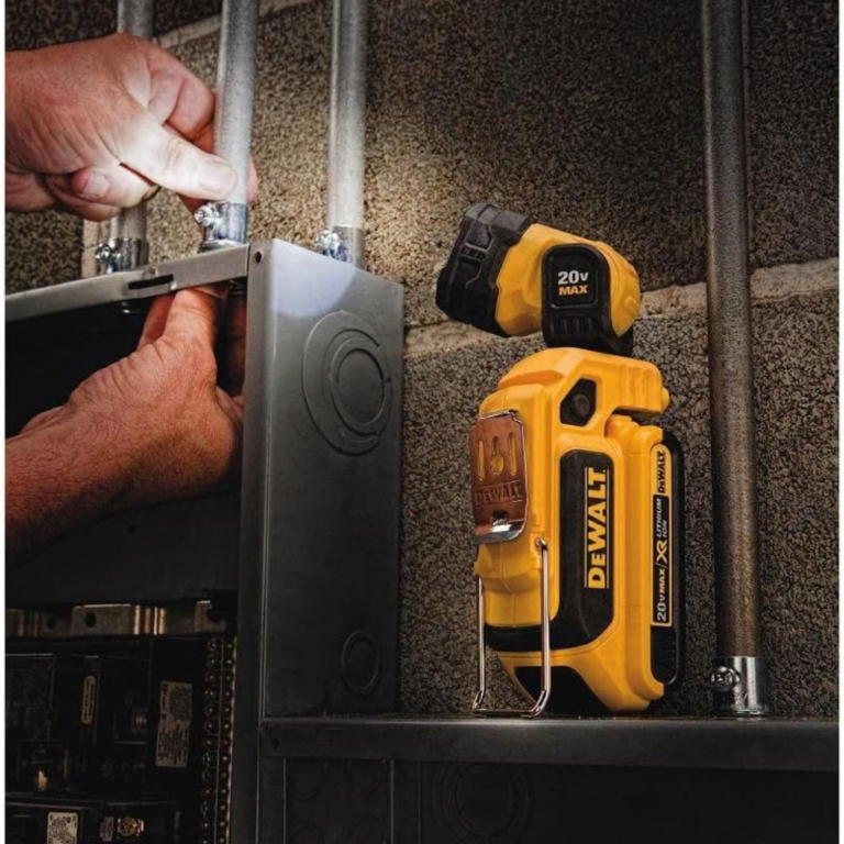 Amazon Is Selling a ‘Bright’ DeWalt Work Light for Almost 40% Off ...