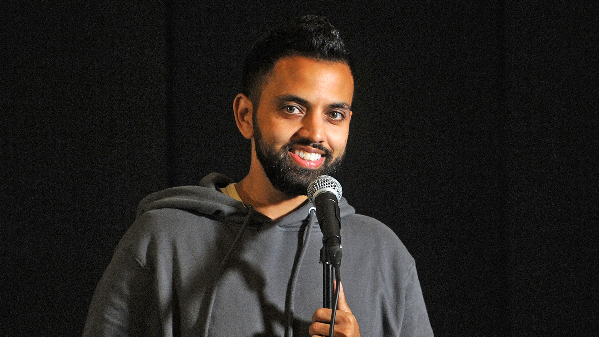 ‘Flagrant' Host Akaash Singh Praises Wife for Sticking With Him During ...