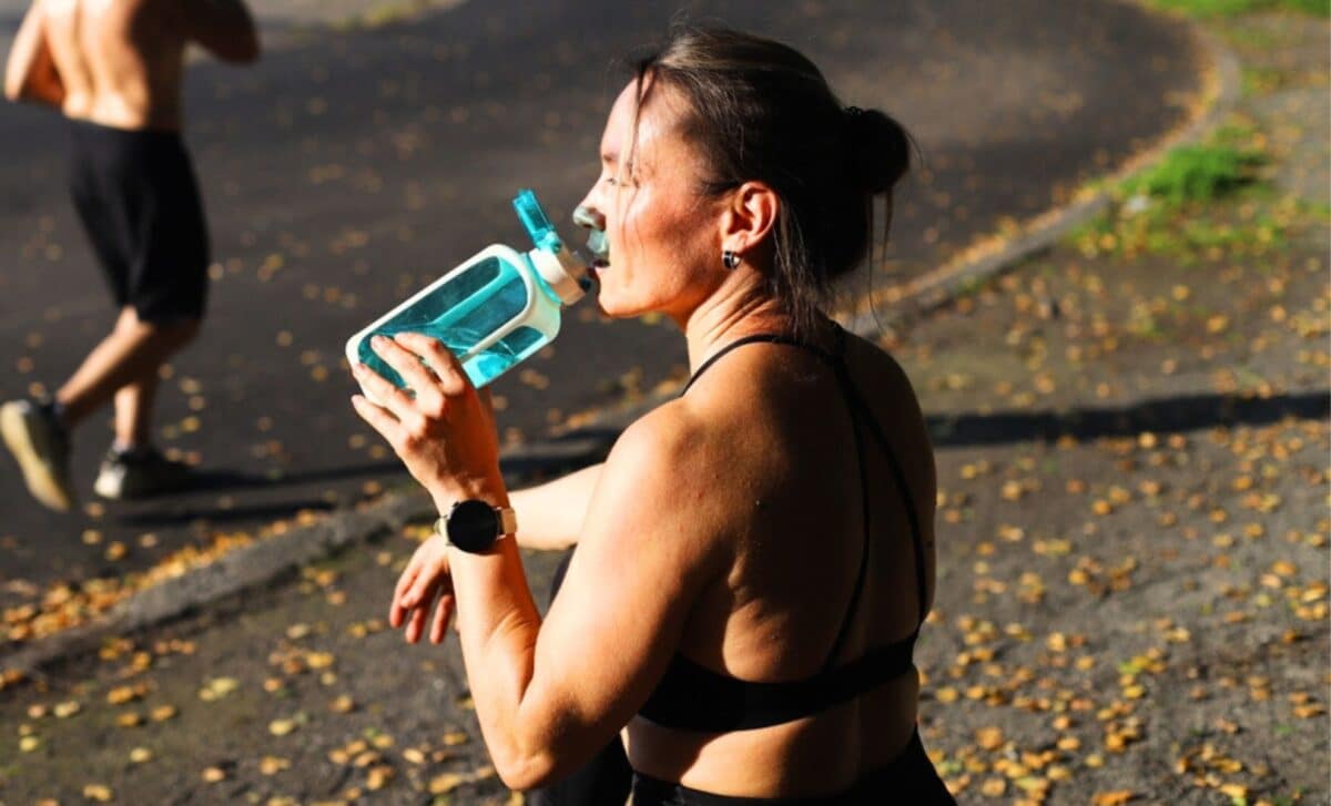 3.7 Liters, 2.7 Liters… New Science Reveals What Your Body Actually ...