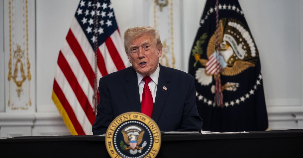 Trump receives FIFA's inaugural peace prize at World Cup final draw ...