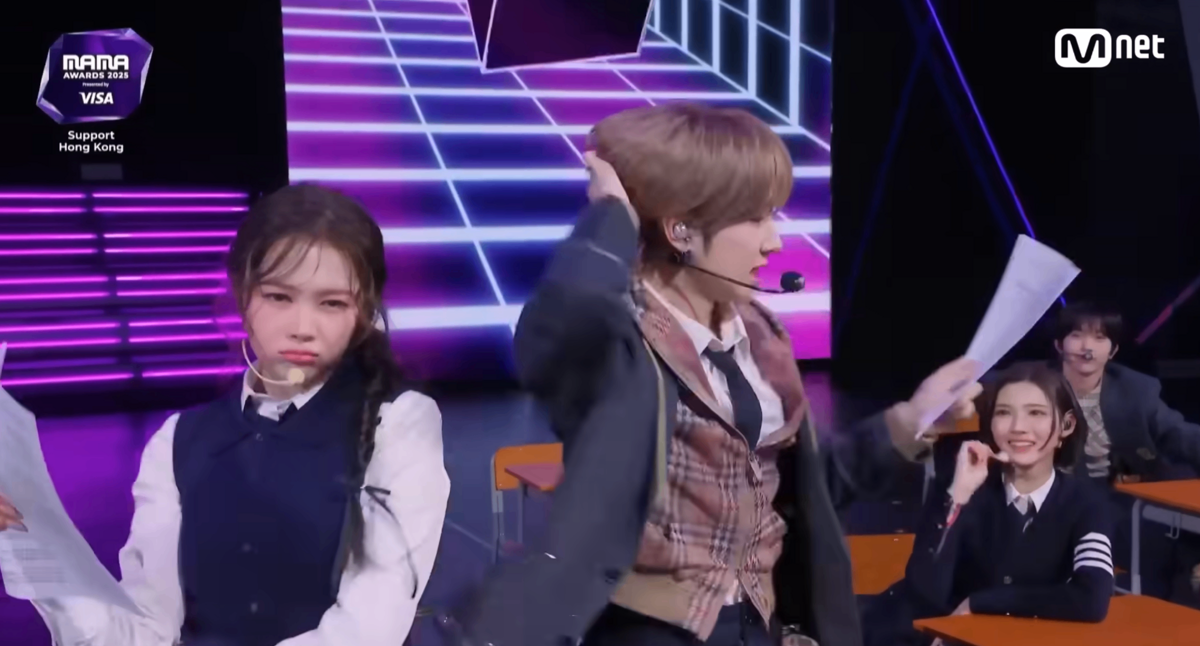 10 Foto Kolaborasi NCT Wish dan Hearts2Hearts di MAMA Awards 2025 Hari Pertama 8 AA1RmVlA