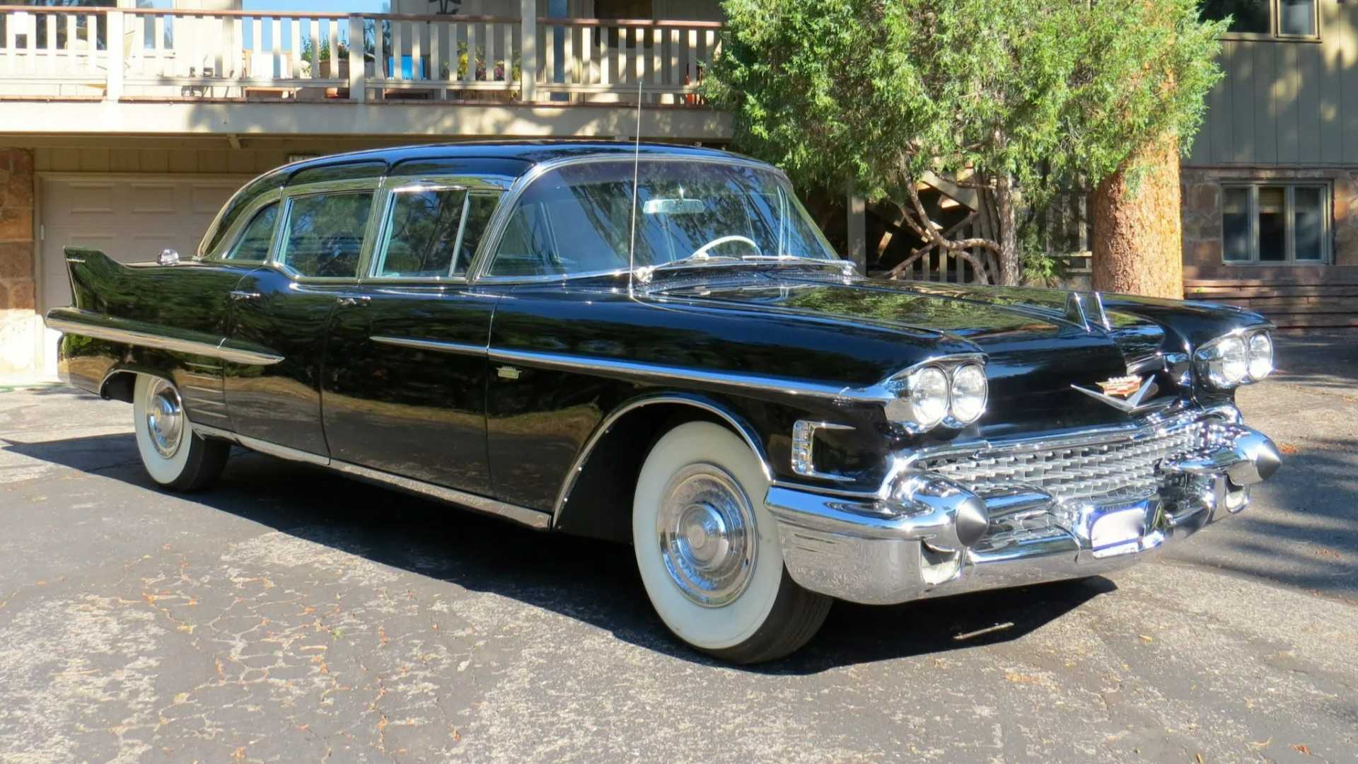 1958_cadillac_fleetwood_series_75
