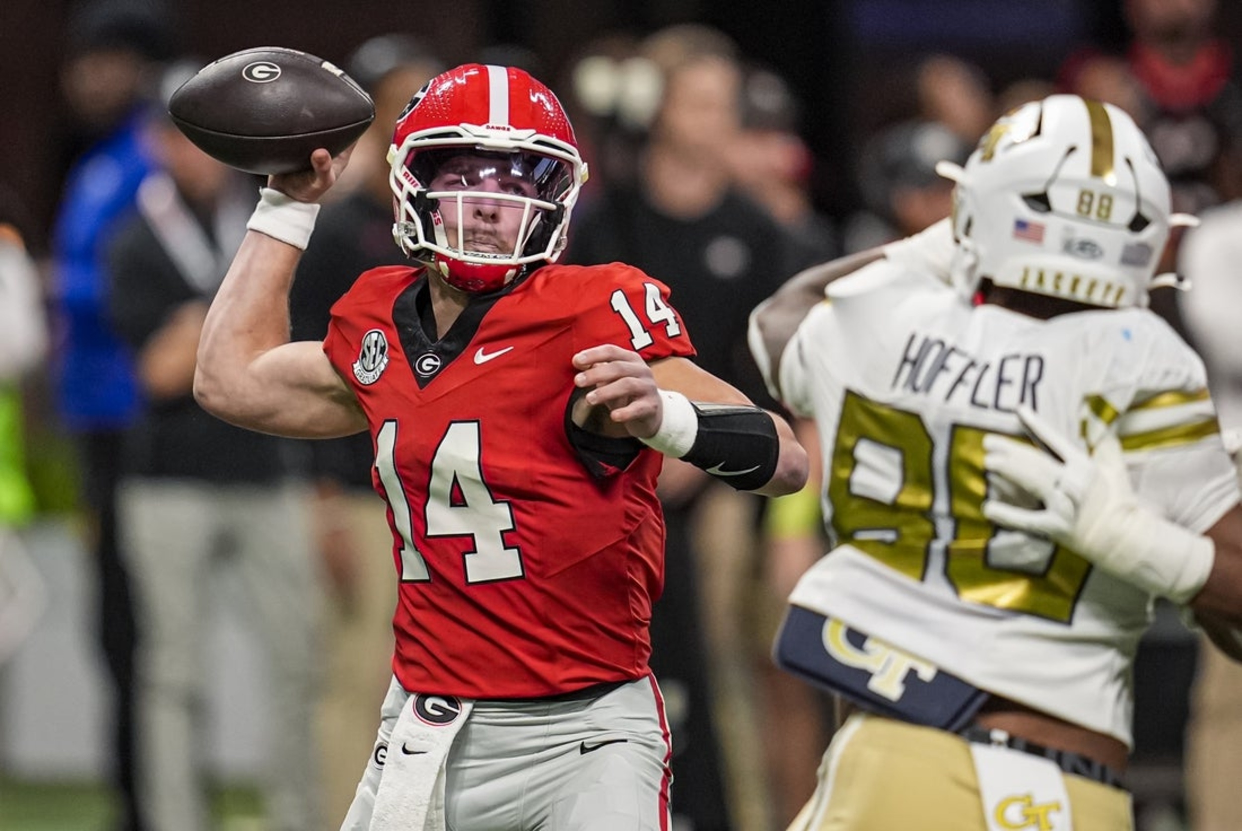 No. 4 Georgia caps 11-1 regular season, outlasts No. 23 Georgia Tech