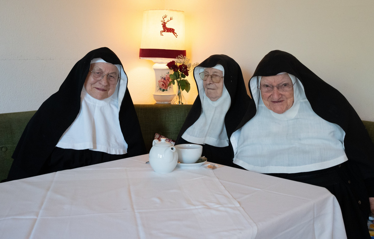 Nonnen krijgen toestemming om in gekraakt klooster Oostenrijk te ...