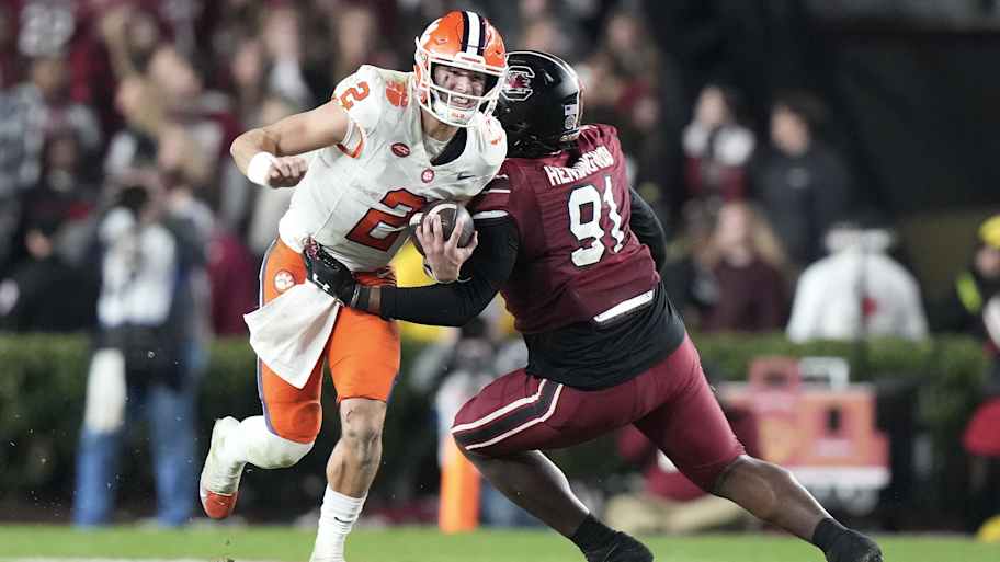 How Cade Klubnik Is expected to play against South Carolina in Columbia