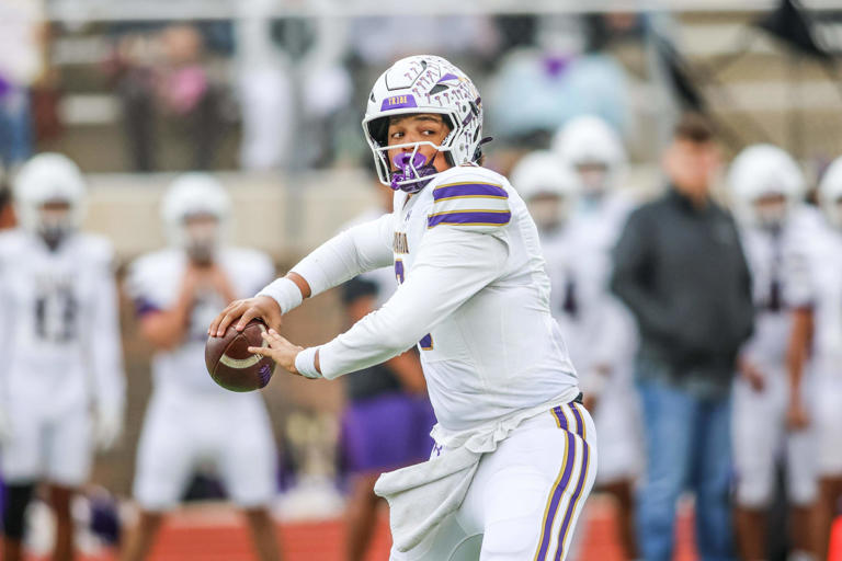 Alvarado sets up rematch with Celina with big win over Springtown - PHOTOS