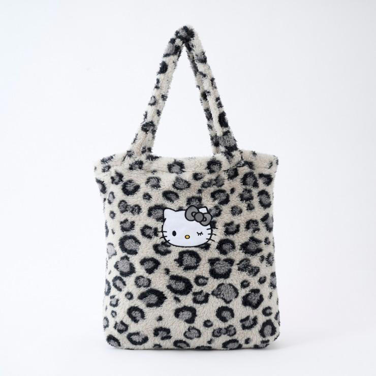 平成！？しまむらに「ハローキティのアパレル福袋」が登場！ヒョウ柄で