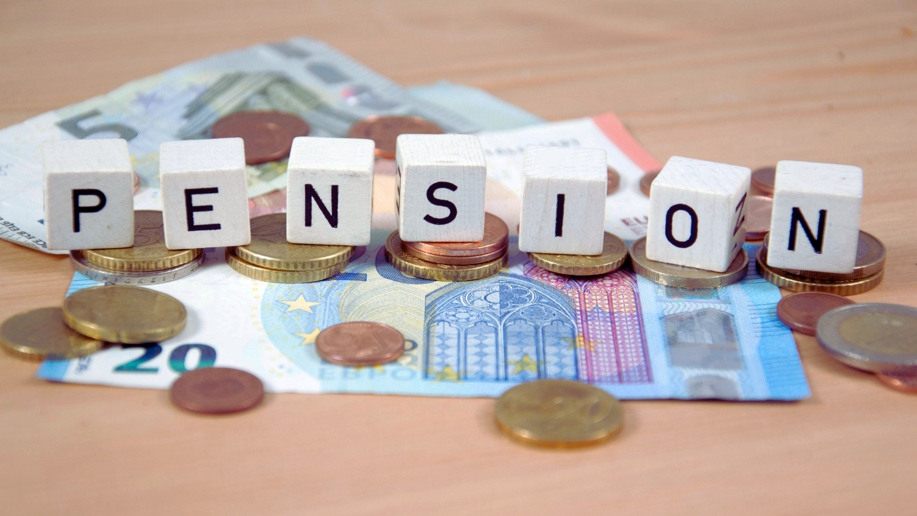 La subida de las pensiones es oficial en 2026: la tabla de pensiones ...