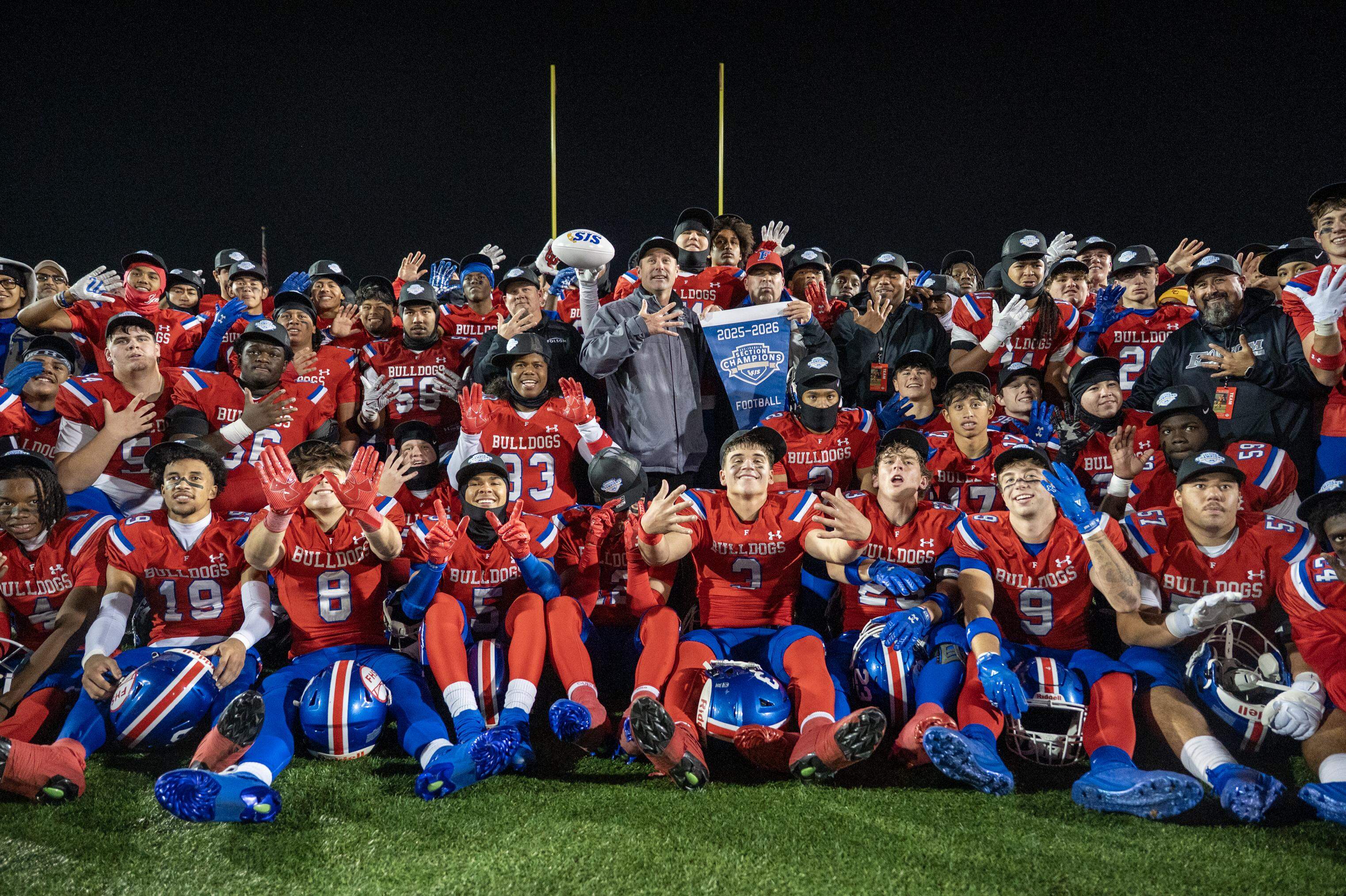 Bulldogs bite: Folsom beats rival Oak Ridge for record 5th straight ...