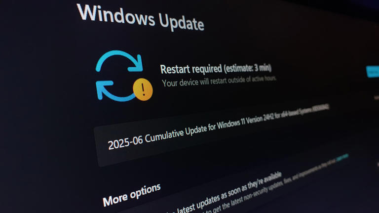 Screen showing Windows 11 updates available