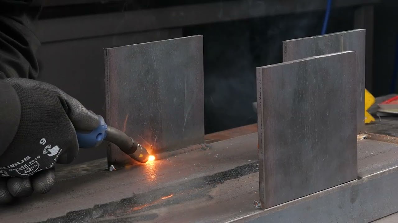 DIY Workshop Hack - Smooth Metal Bending Made Simple