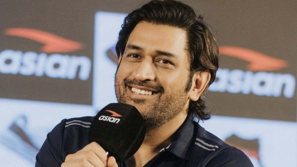 KL Rahul hints at MS Dhoni’s presence in India vs South Africa 1st ODI ...