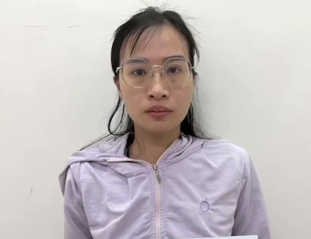 Cô gái bị bắt vì quẹt thẻ tín dụng của người khác