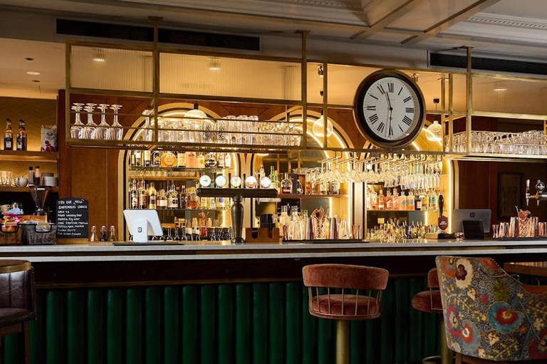 Pub chain takes over classy boozer in ever-changing Derbyshire town