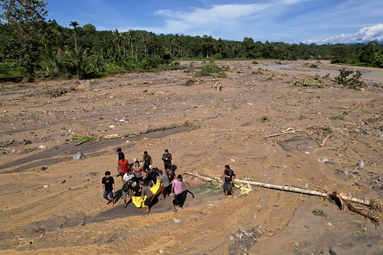 Basarnas Buka Rahasia Tantangan Evakuasi Korban Bencana di Sumatera