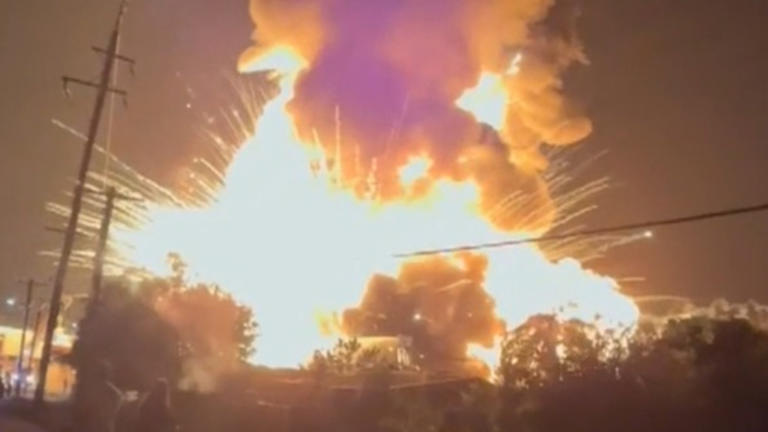 Massive industrial fire in Sydney's west could burn for days