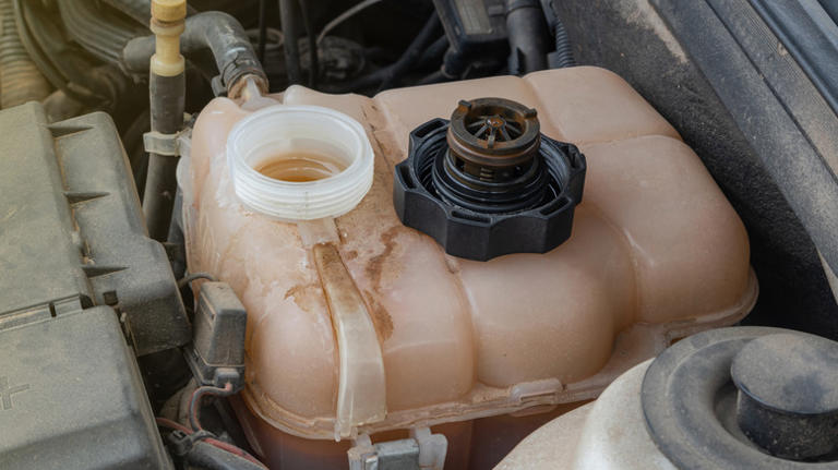 How To Stop Sludge From Clogging Your Car's Radiator