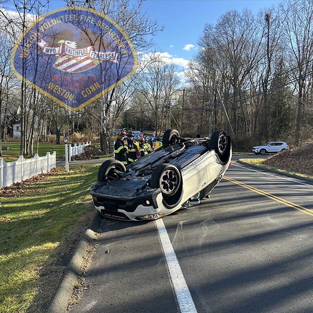 Driver injured after rollover crash in Weston