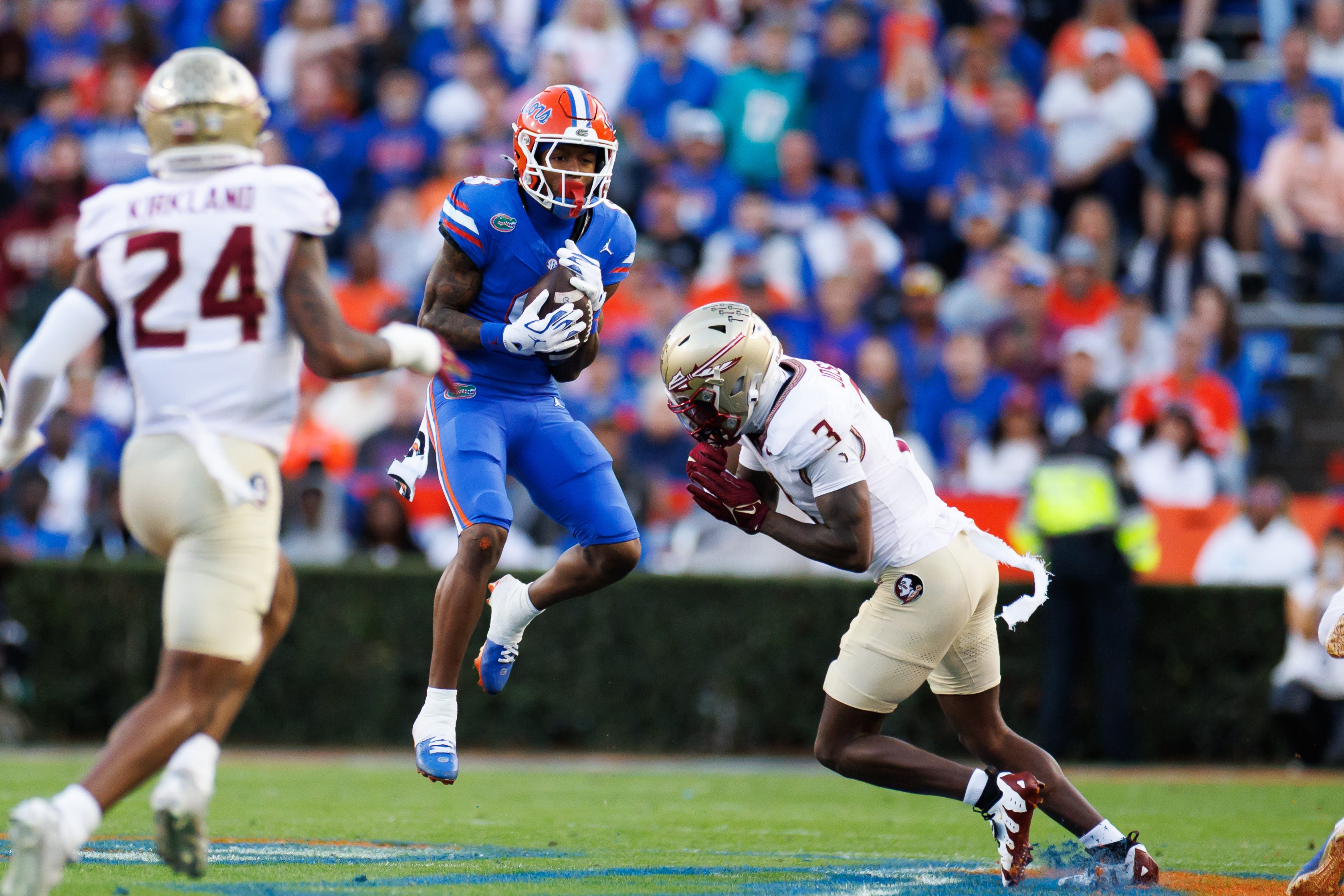 LSU football lands transfer portal receiver from SEC rival