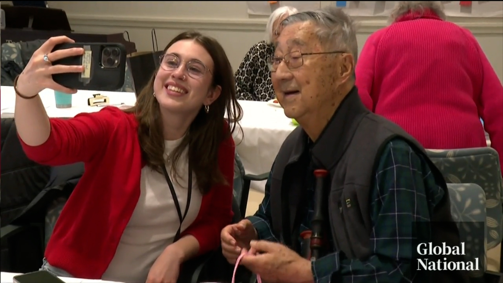 Intergenerational class connects seniors with grad students