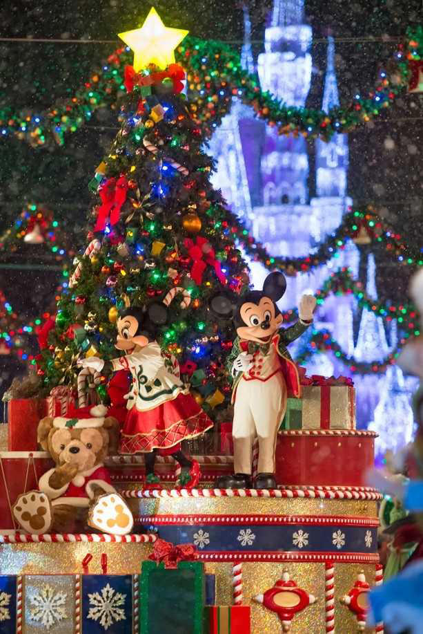 Holiday guide: Festive lights, events and Santa sightings in Central ...