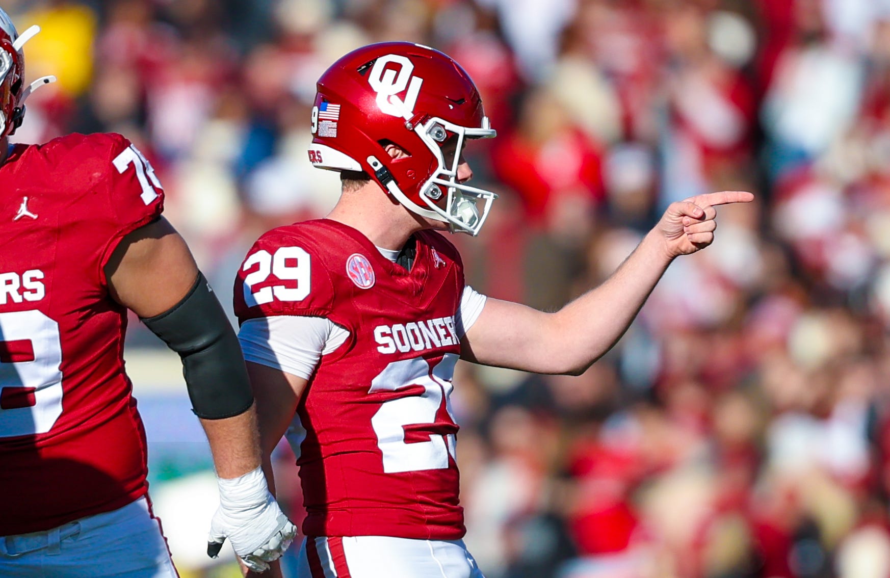 Kicker Trace Rudd signs with the Oklahoma Sooners