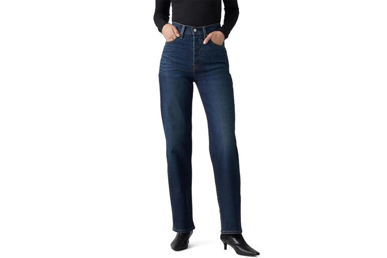 A stylist told me that Jennifer Aniston's sleek jeans style is so easy ...