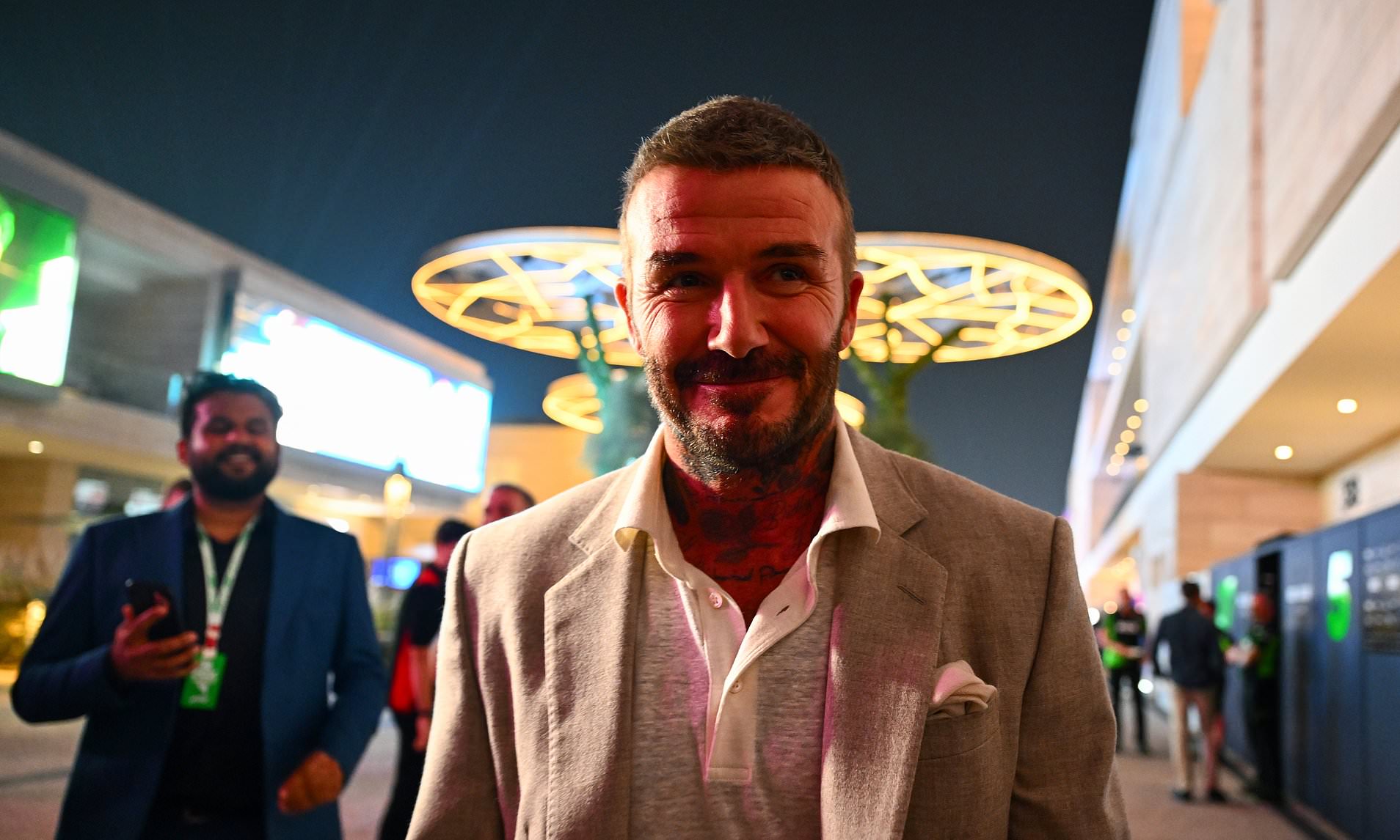 Manchester descends on Qatar! Sir David Beckham joins Man United team-mates at star-studded GP