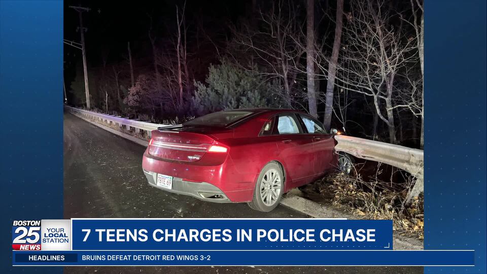 Seven teens arrested after multi-town police chase starting in Norwood