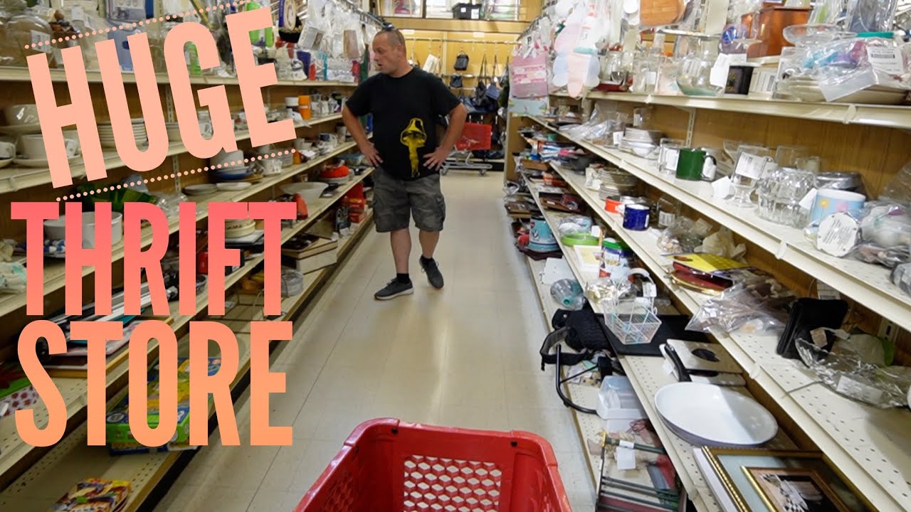This huge thrift store is overwhelming Thrift with me Reselling